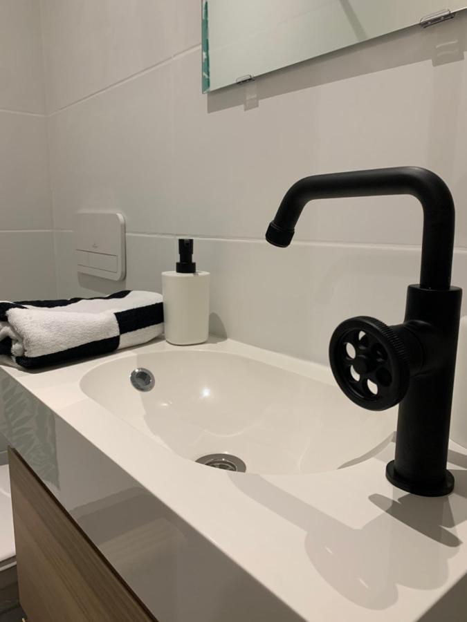 Апартаменты A 2 Pas Du Vieux Port Charmant T2 Марсель Экстерьер фото